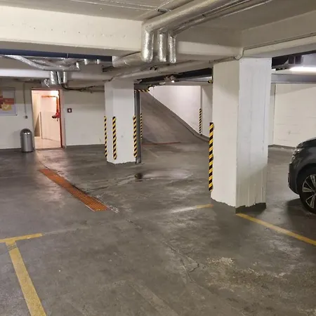 Hotel Hostel Koeln 2*