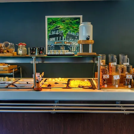 Hotel Hostel Koeln 2*