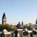 Hotel Hostel Koeln Cologne