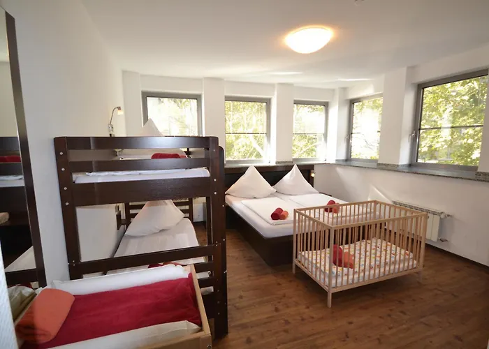 Hotel Hostel Koeln 2*