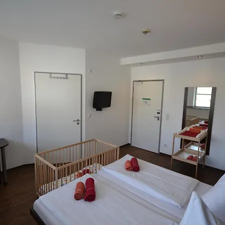 Hostel Koeln 2*